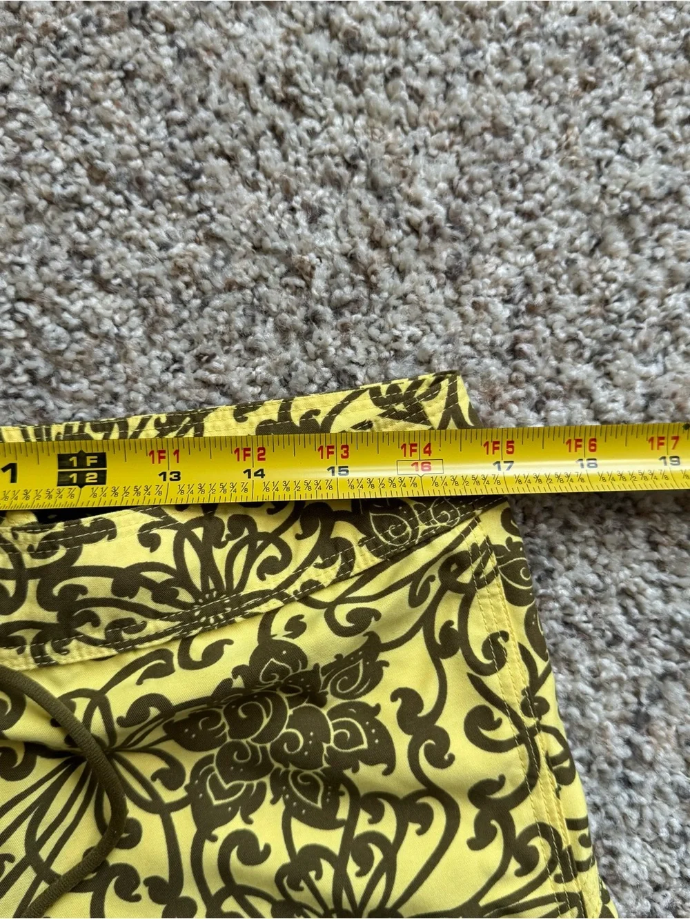 Vintage ACE Board Shorts Mens Yellow Floral Swim Trunks Y2K Outdoor Surf 32
